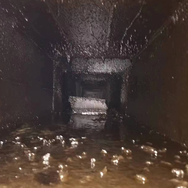 襄陽二汽某工廠排油煙設(shè)備清洗