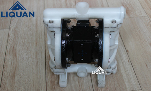 排油煙設(shè)備清洗