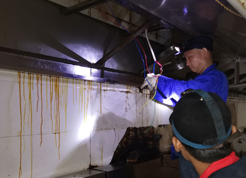 排油煙設(shè)備清洗